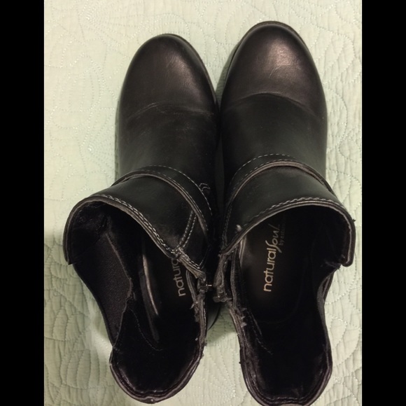 Natural Soul Black Strap Booties! - Picture 3 of 4